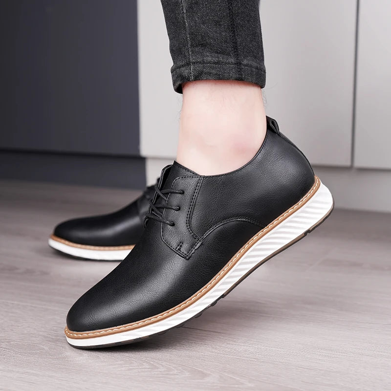 New trade plus size men's business dress shoes for 2025, comfortable, trendy, fashionable and casual leather shoes