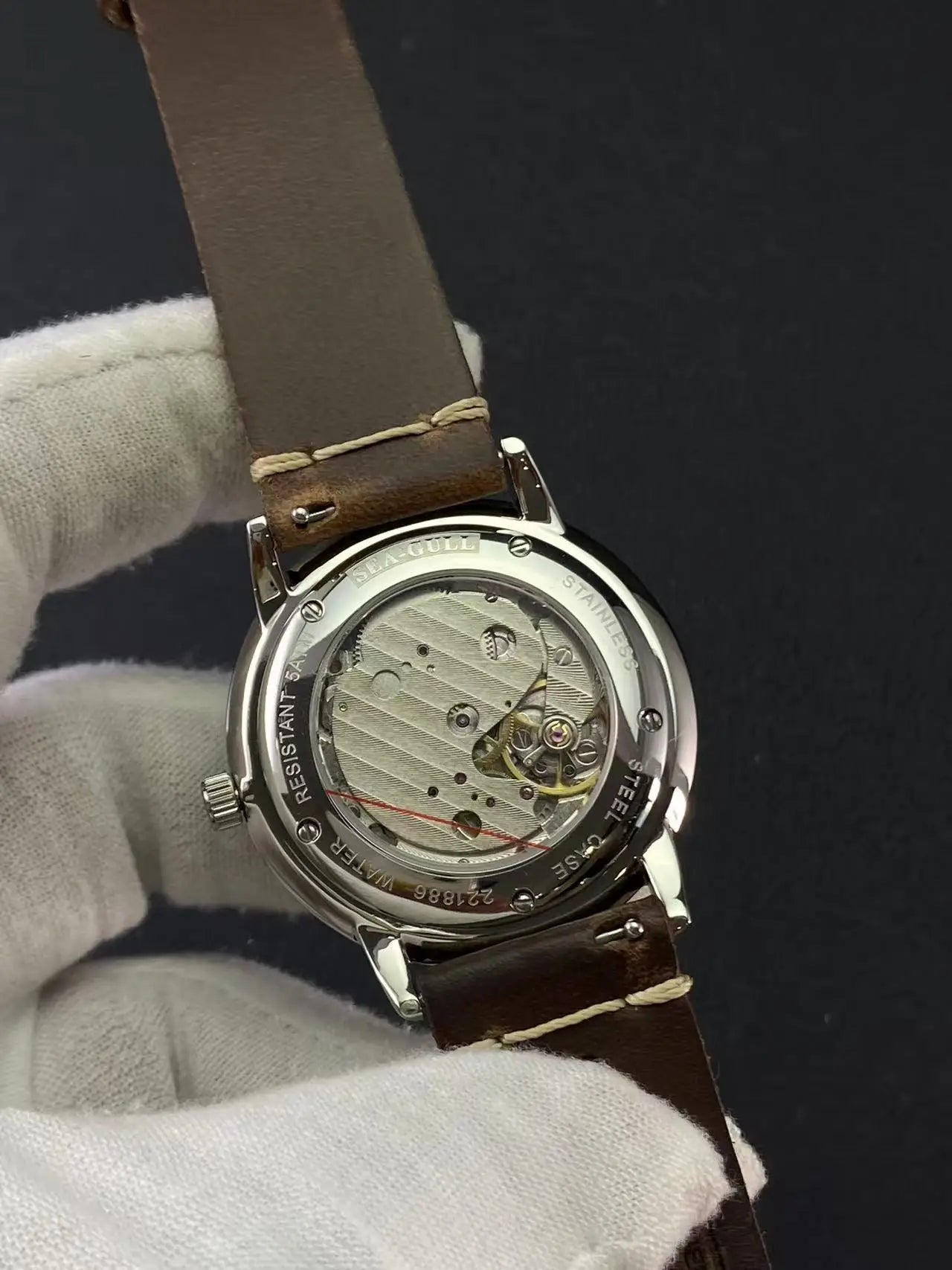 Small 38MM vintage ivory white manual winding mechanical men's watch bubble mirror cocktail series ultra-thin shell Halvanstrap