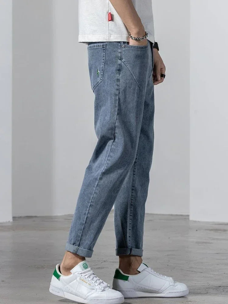 Men's Jeans Light Blue Casual Man Cowboy Pants with Pockets Trousers Cropped Designer Stylish Korean Fashion Summer Original Xs