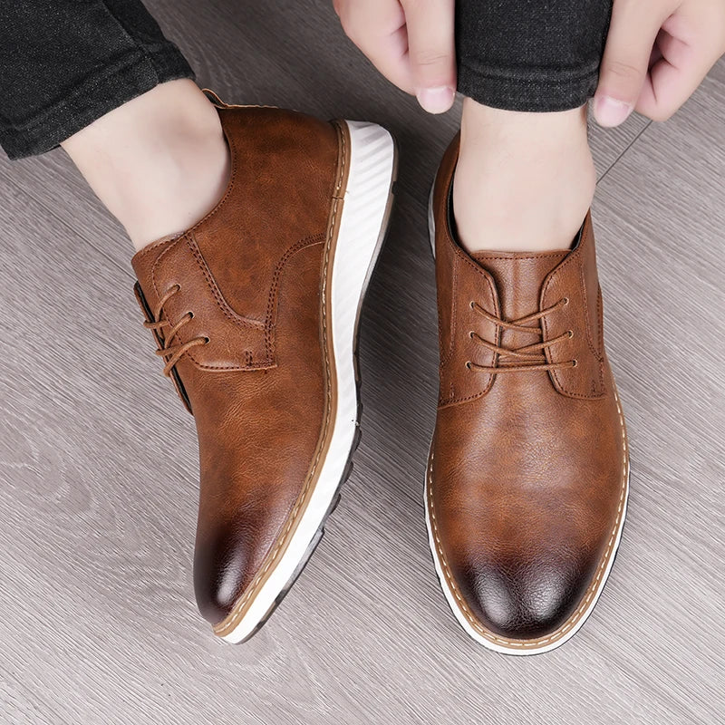 New trade plus size men's business dress shoes for 2025, comfortable, trendy, fashionable and casual leather shoes