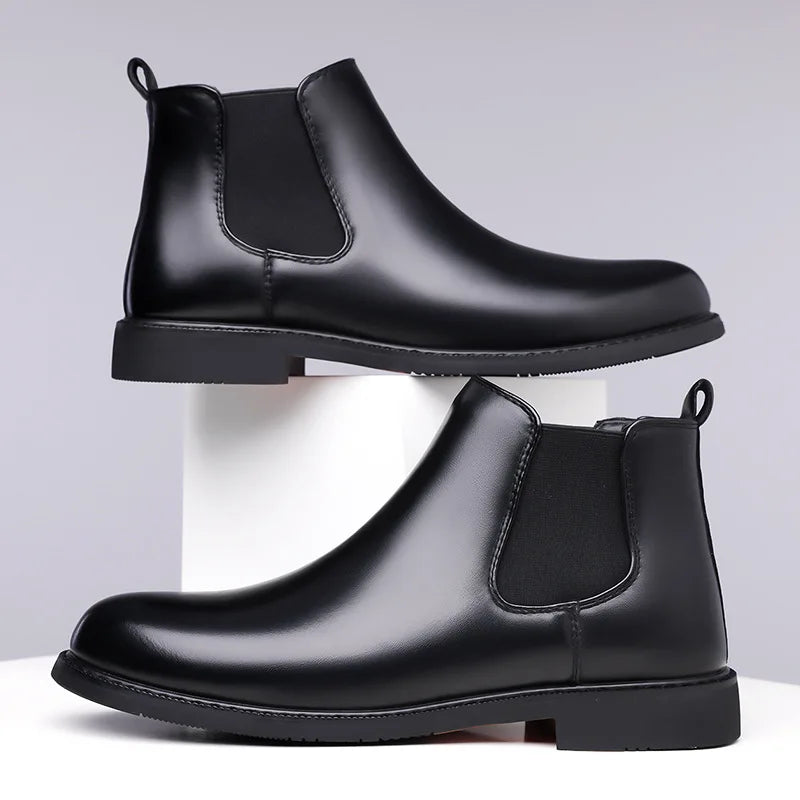 Autumn Winter New Designer Leather Boots for Men Solid Color Outdoor Warm Cotton Boots Male Big Size Antiskid Work Shoes Man