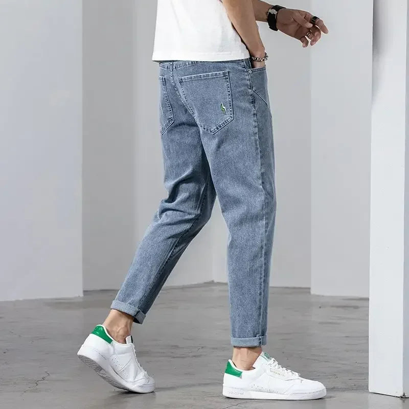 Men's Jeans Light Blue Casual Man Cowboy Pants with Pockets Trousers Cropped Designer Stylish Korean Fashion Summer Original Xs