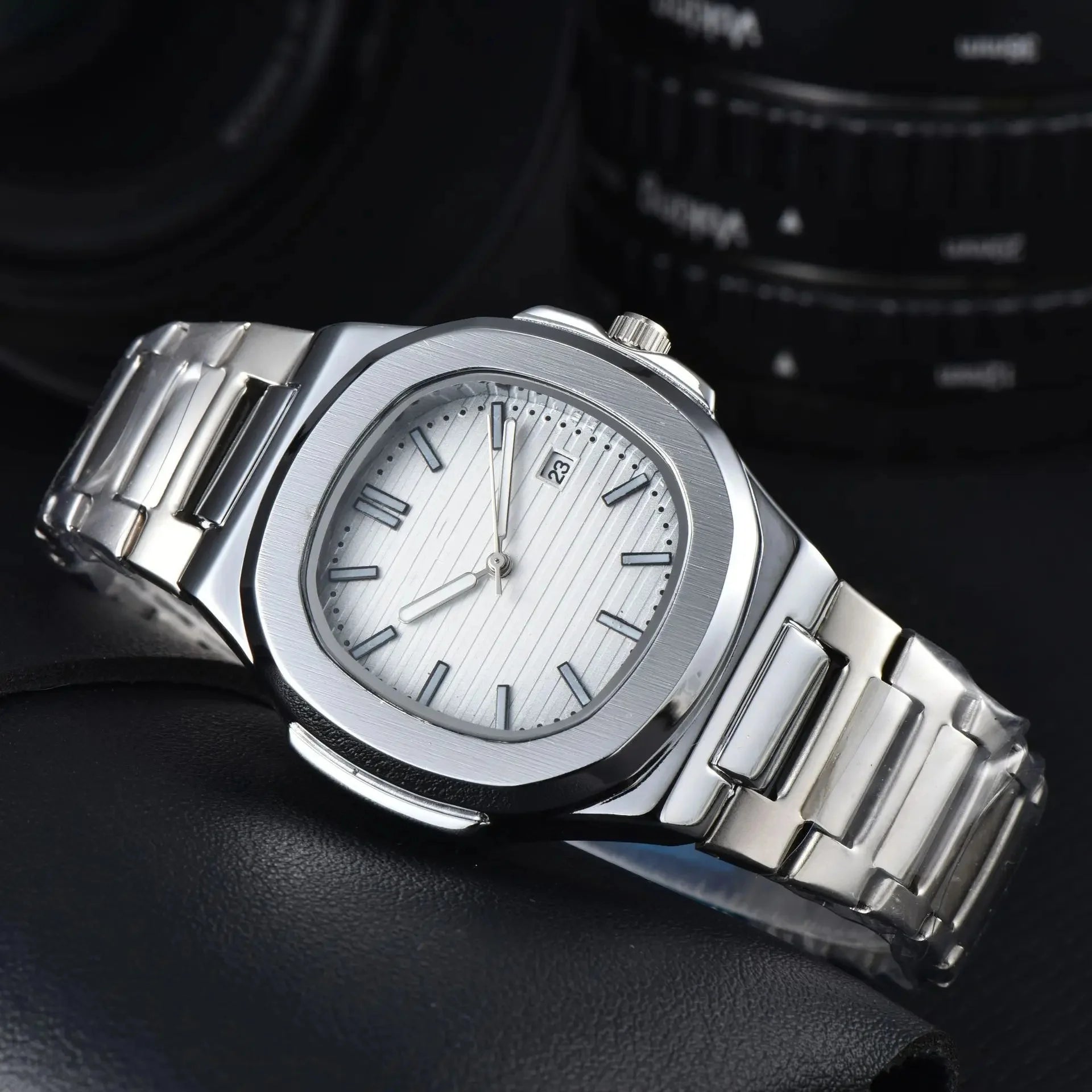 Classic Men's Quartz Watch High Quality Fashionable Original New 2025 Style Timepiece Elegant Time Teller Made in China