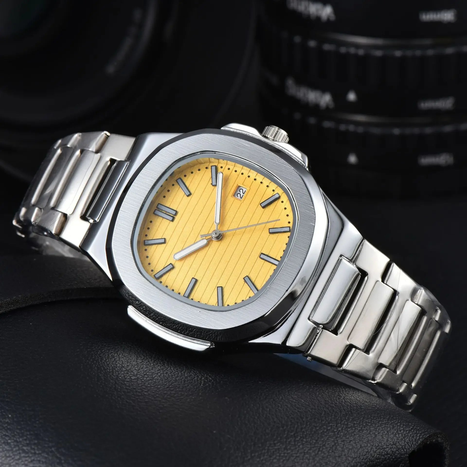 Classic Men's Quartz Watch High Quality Fashionable Original New 2025 Style Timepiece Elegant Time Teller Made in China