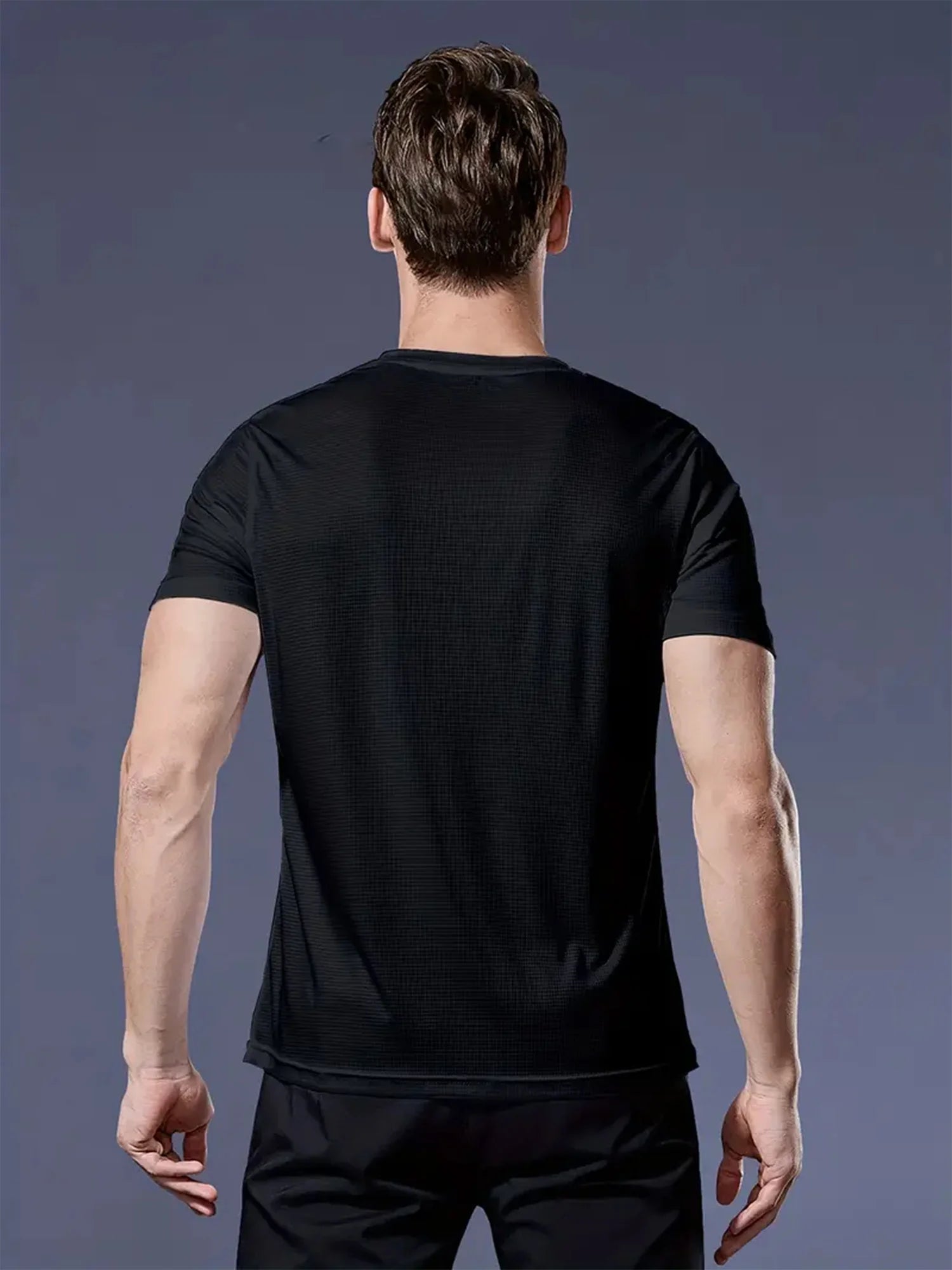 Round Neck T-Shirt 4-Color Black and White Gray Navy Ultra-Light Men's Quick-Drying Breathable Sweat-Absorbent Shirt Suitable Fo