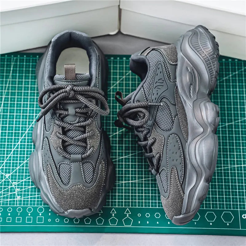 Sports Casual Men Shoes Anti Slip Wear-Resistant Trendy Breathable Outdoor Running Soft Platform Soles Comfort Male Sneakers