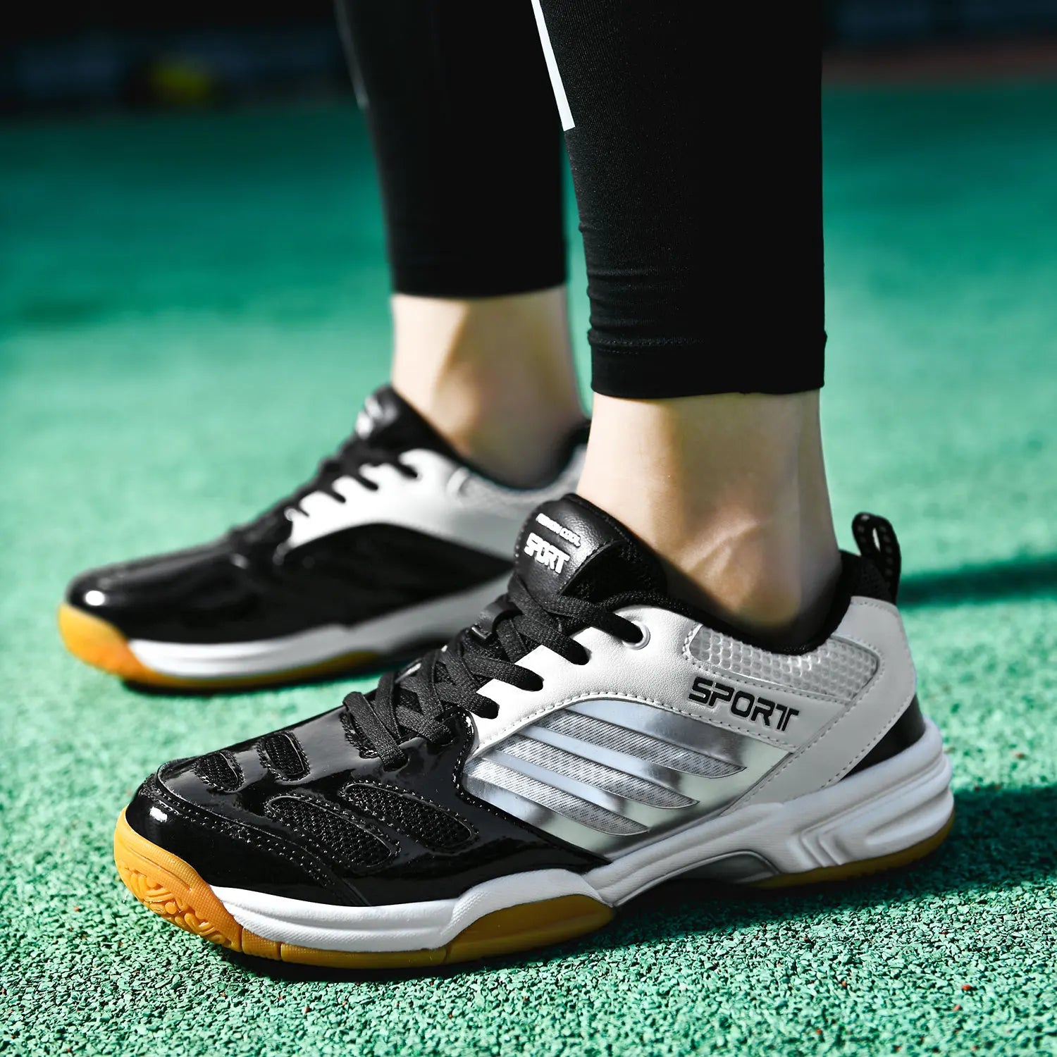 2020 New Men Women Table Tennis Shoes Black Blue Man Sports Training Sneakers Outdoor Women Badminton Shoes Plus Size