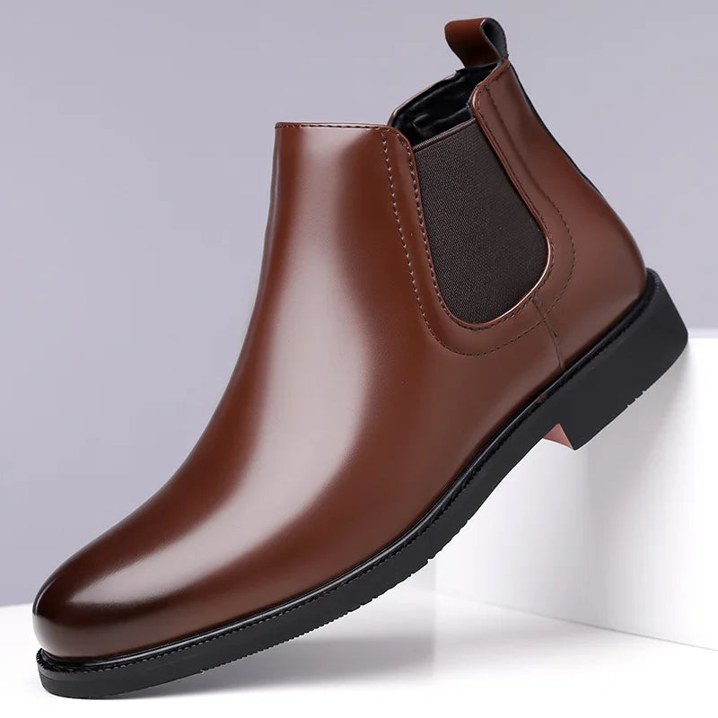 Autumn Winter New Designer Leather Boots for Men Solid Color Outdoor Warm Cotton Boots Male Big Size Antiskid Work Shoes Man
