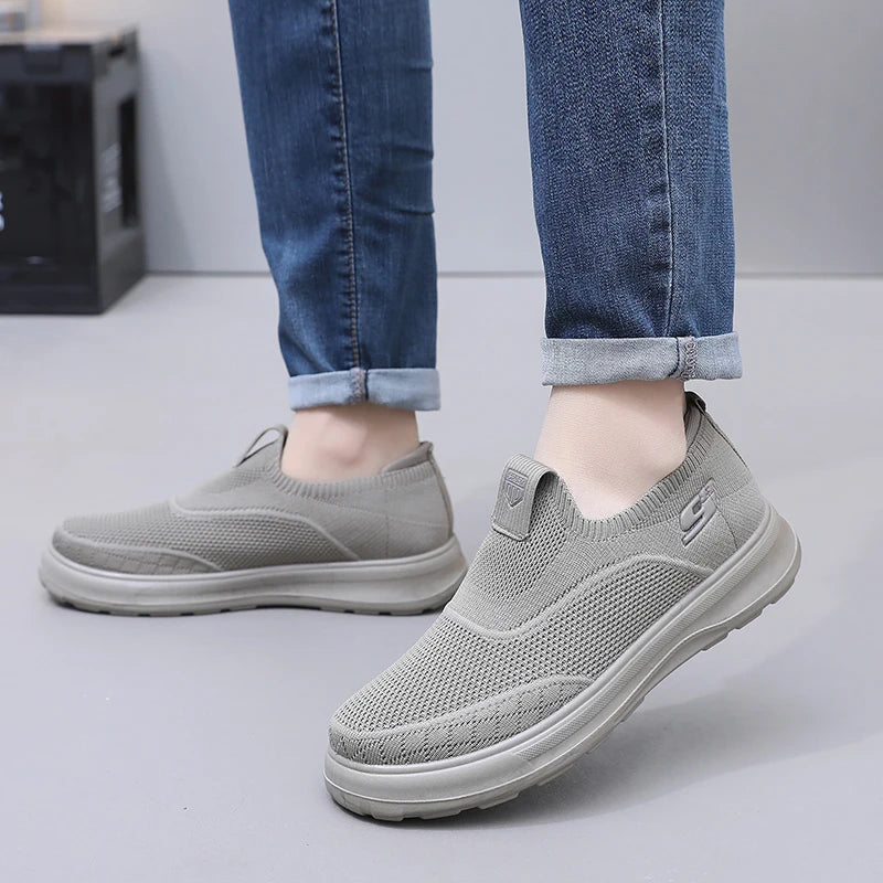 2025 summer new men's sports leisure shoes lightweight breathable comfortable outdoor travel leisure shoes free shipping shoes