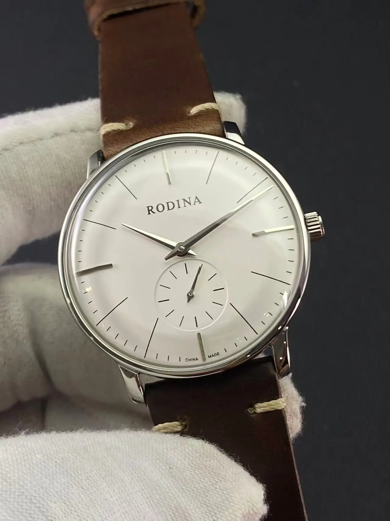 Small 38MM vintage ivory white manual winding mechanical men's watch bubble mirror cocktail series ultra-thin shell Halvanstrap