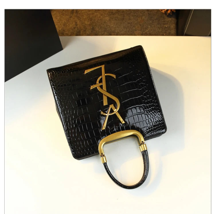 High-grade light luxury handbag