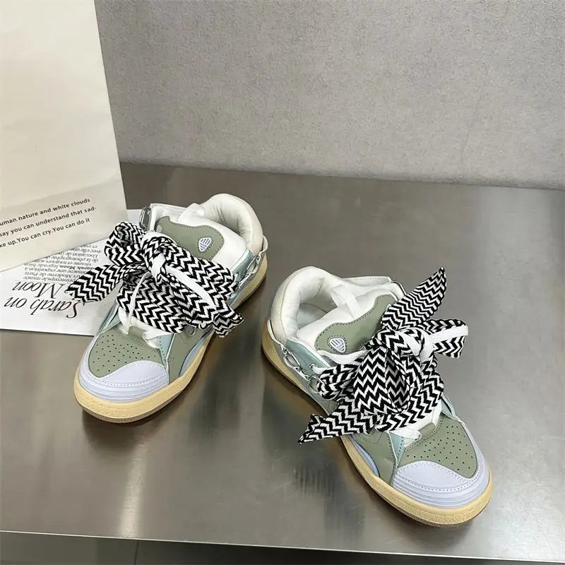 2025 New Men's Women's sports shoes Casual Shoes Splicing color design Thick tongue Colorful shoelace Matching fashion Shoes