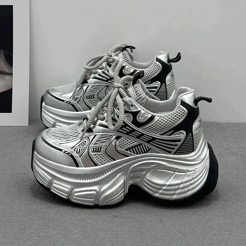 Dad's shoes 2025 new casual sports shoes breathable mesh super hot thick sole height increasing shoes