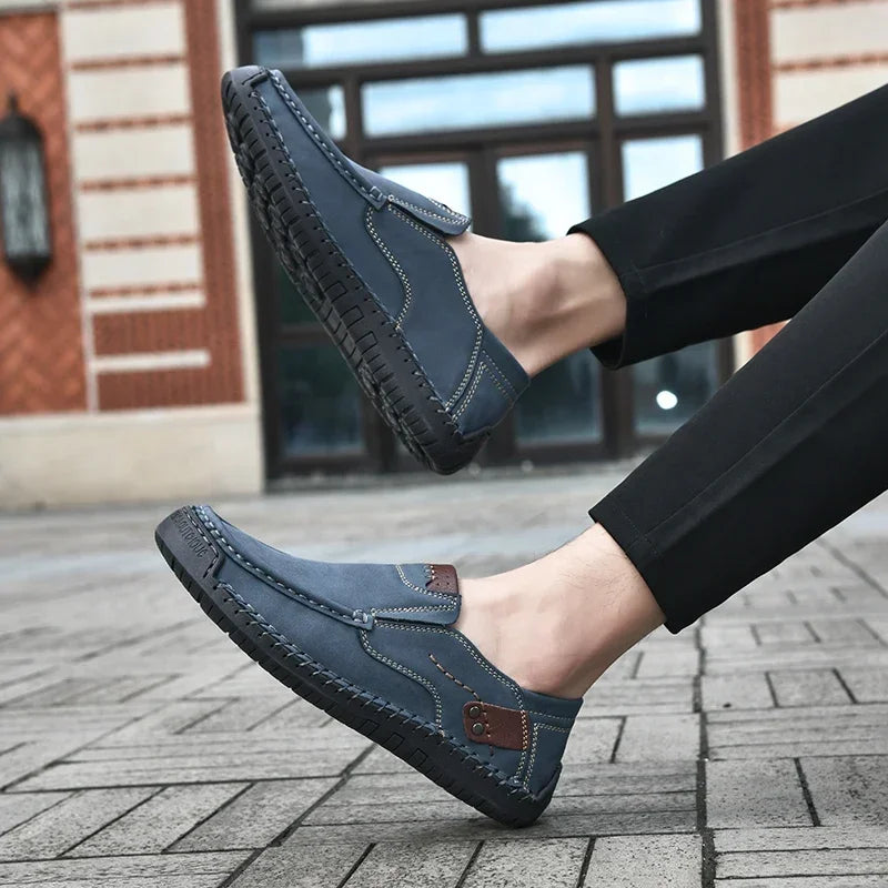 New Soft Men Loafers Slip On Leather Casual Shoes For Men Moccasins Plus Size 38-48 Flats Sneakers Men Handmade Design Man Shoes