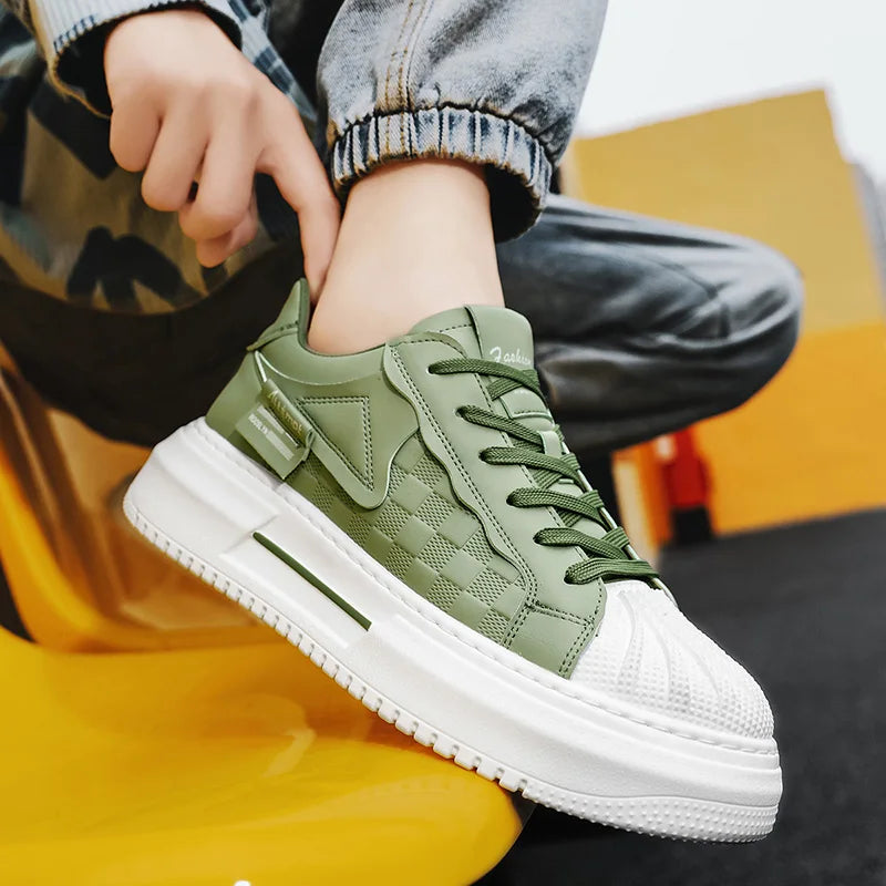 Men'sCasual Sports Shoes Suitable for All Seasons Men's New Styles of Sports Leisure Fashion Versatile Outdoor Fashion Versatile