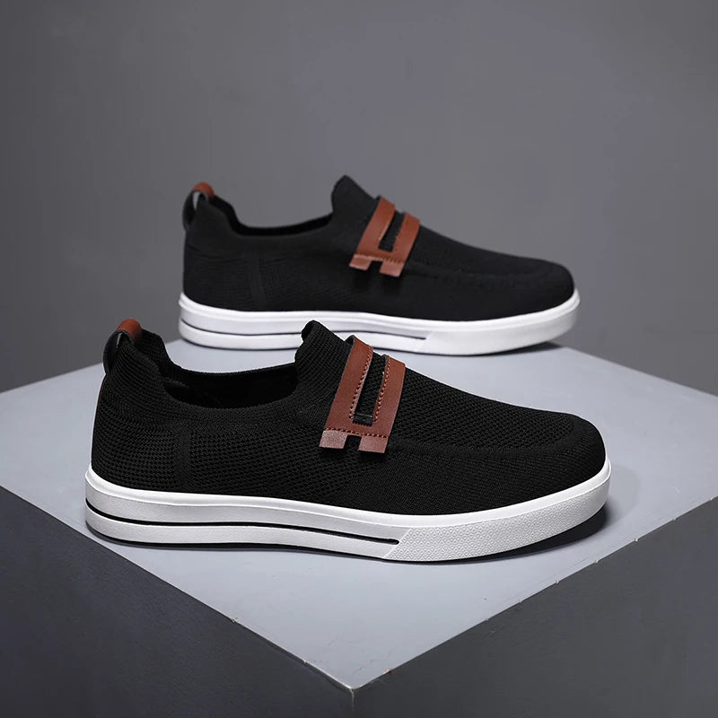 New Men Sports Shoes Mesh Breathable Casual Shoes Outdoor EVA Soft-Soled Walking Shoes Lightweight Comfortable Men Sports Shoes