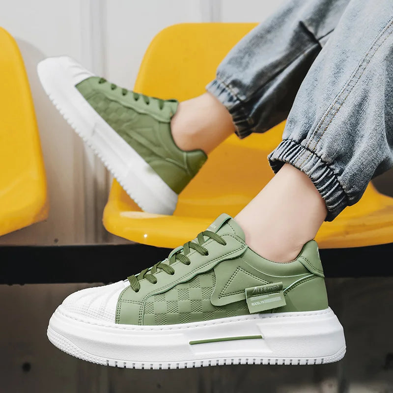 Men'sCasual Sports Shoes Suitable for All Seasons Men's New Styles of Sports Leisure Fashion Versatile Outdoor Fashion Versatile
