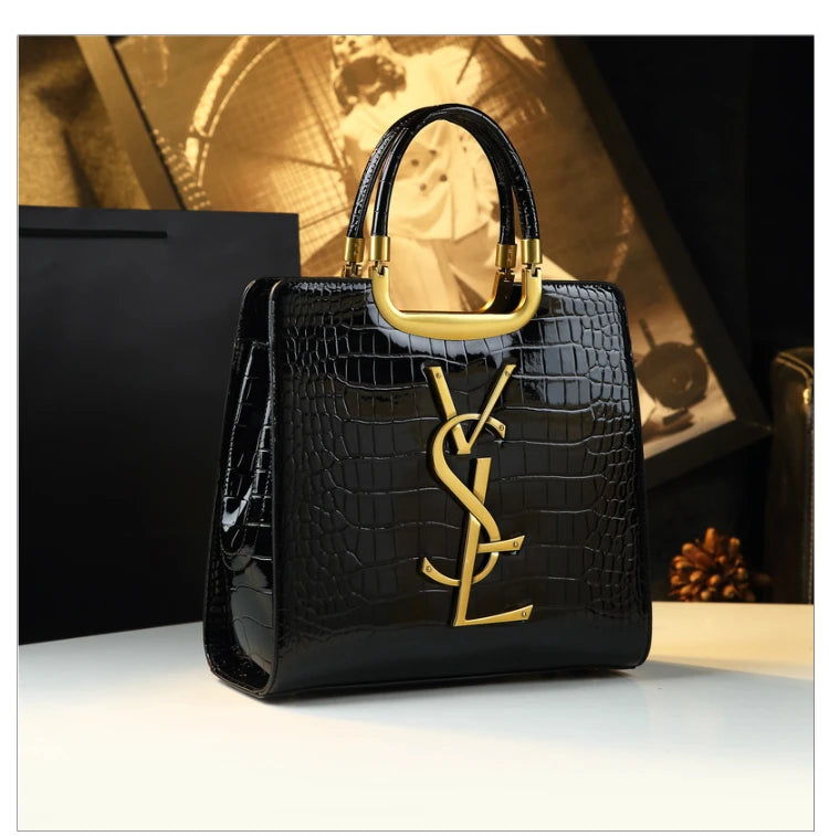 High-grade light luxury handbag